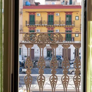 mag-little-apartment.sicilyhotelsitaly.net/