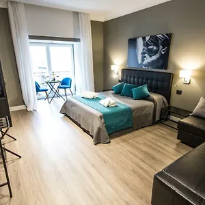 2* Bed & Breakfast Art House